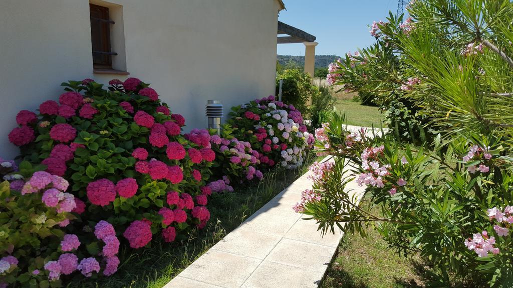 Lamanderie En Provence Bed and Breakfast Alleins Kamer foto