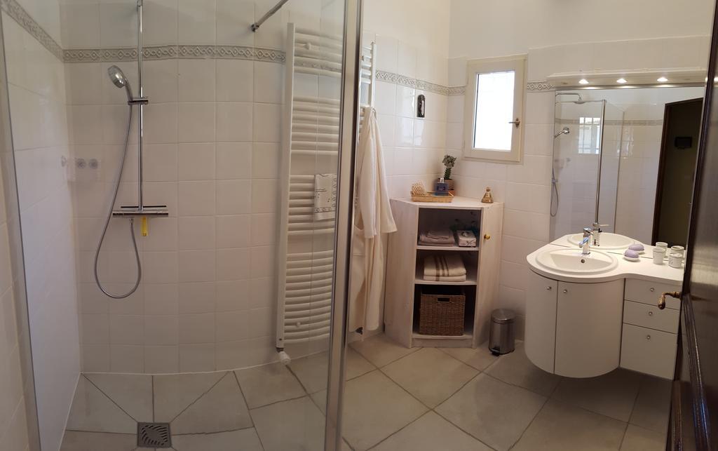 Lamanderie En Provence Bed and Breakfast Alleins Kamer foto